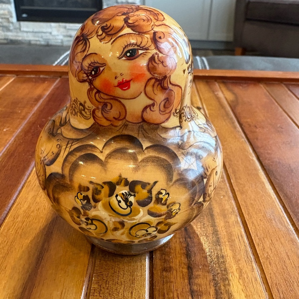 Vintage 1994 Russian Matryoshka Nesting Dolls 9 Pc Signed Sergiev Posad